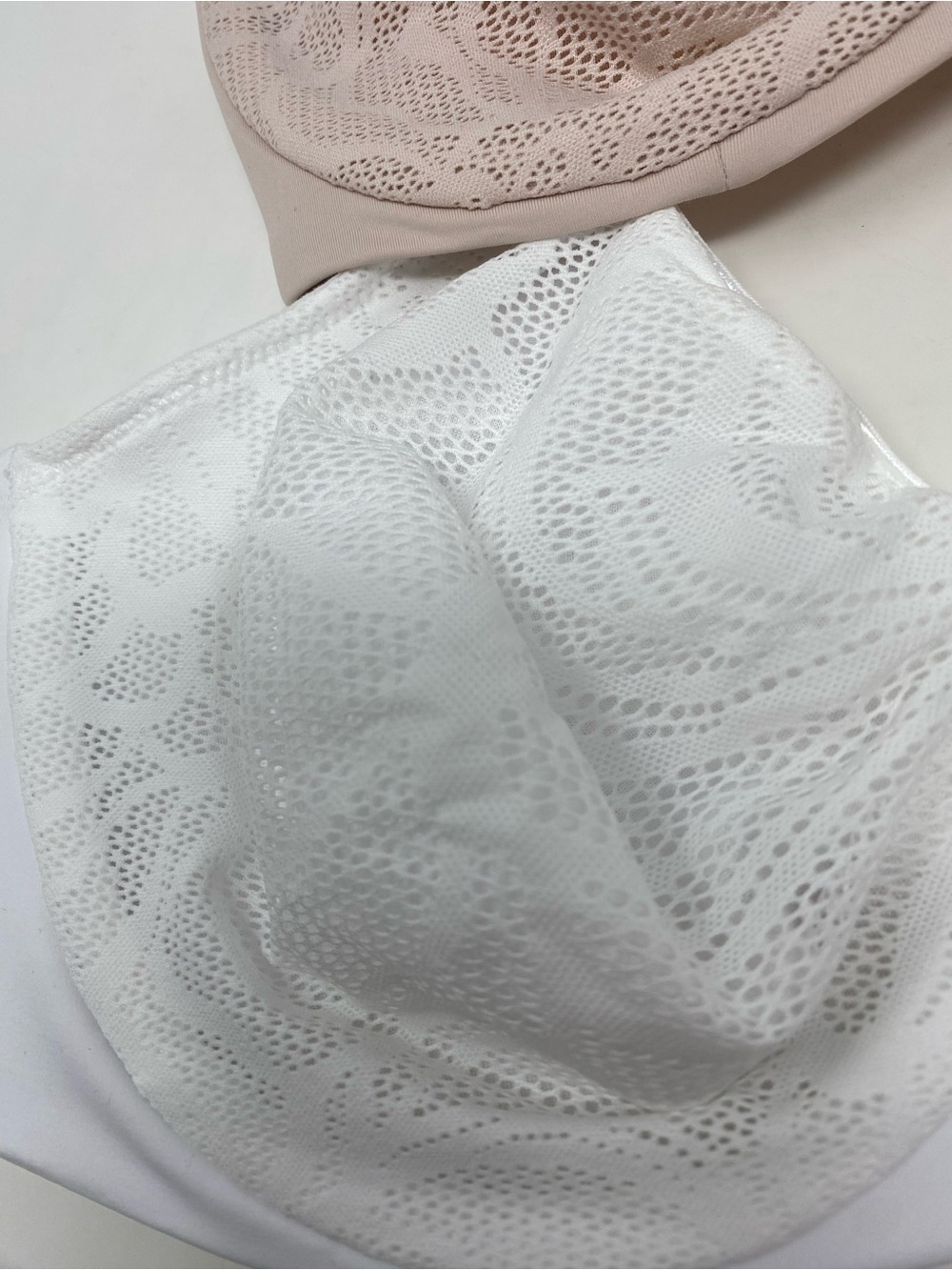 Bundle of 2 - Women’s Full Coverage Lace-Detail Underwire Bras Size 38C - Picture 4 of 8